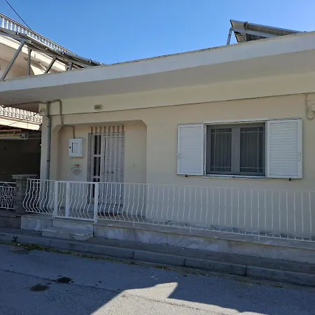 Efesou Family Apartament Nea Efesos